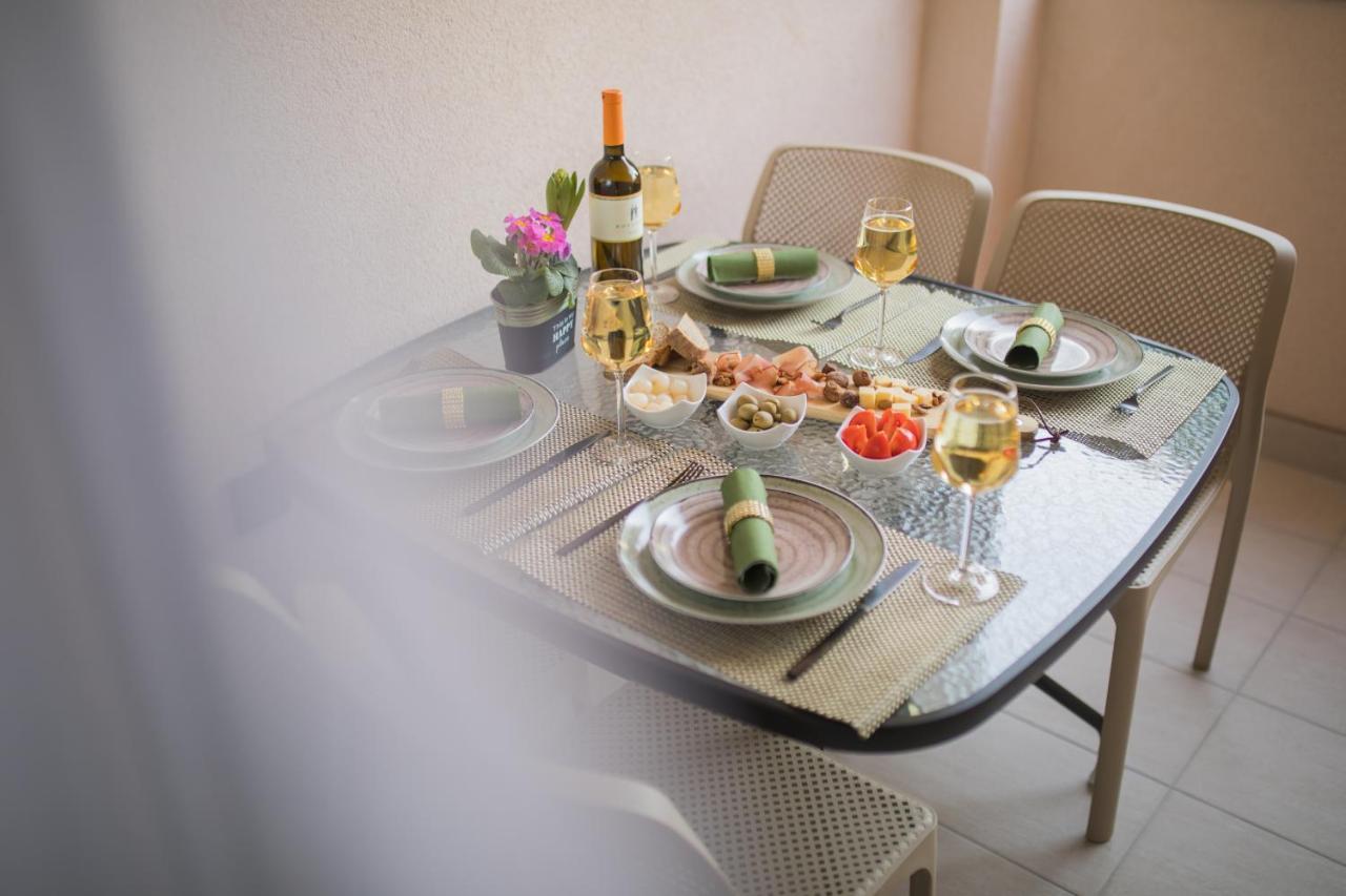 Apartmani Rispet Šibenik Esterno foto