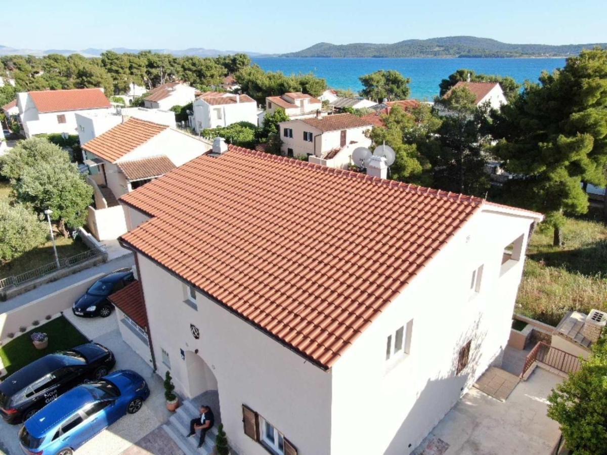 Apartmani Rispet Šibenik Esterno foto